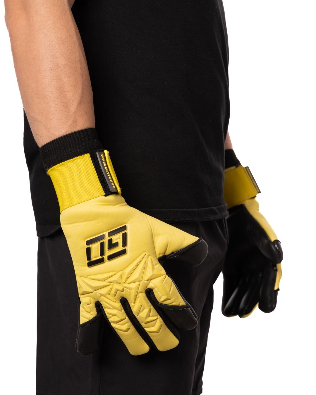 GO - GK Instinct - Yellow